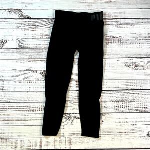 PINK Victoria's Secret Women's Black Leggings size Medium